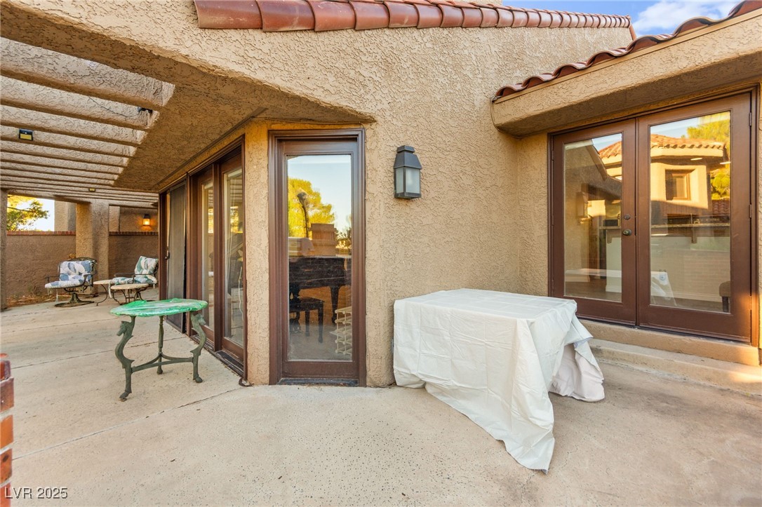 7363 Mission Hills Drive