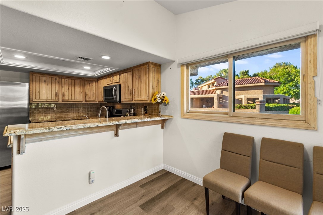 7363 Mission Hills Drive