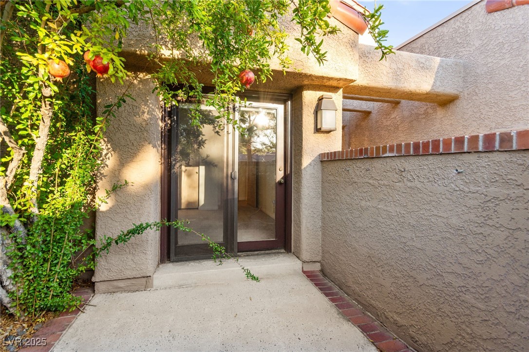 7363 Mission Hills Drive