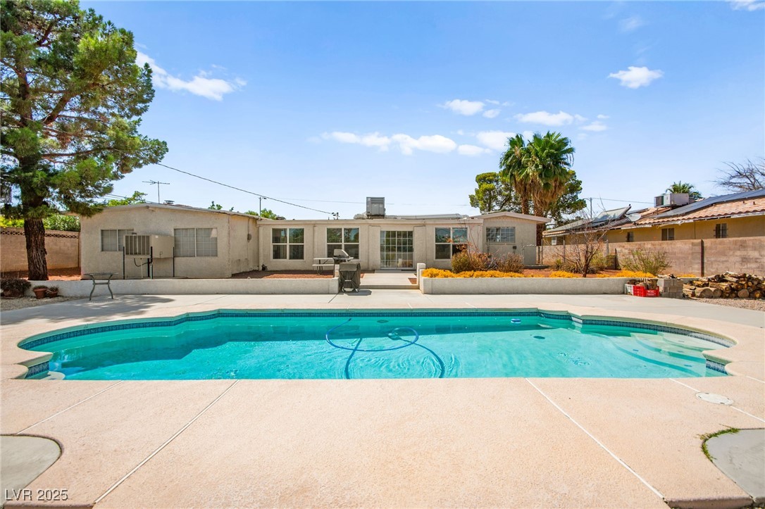639 Lacy Lane