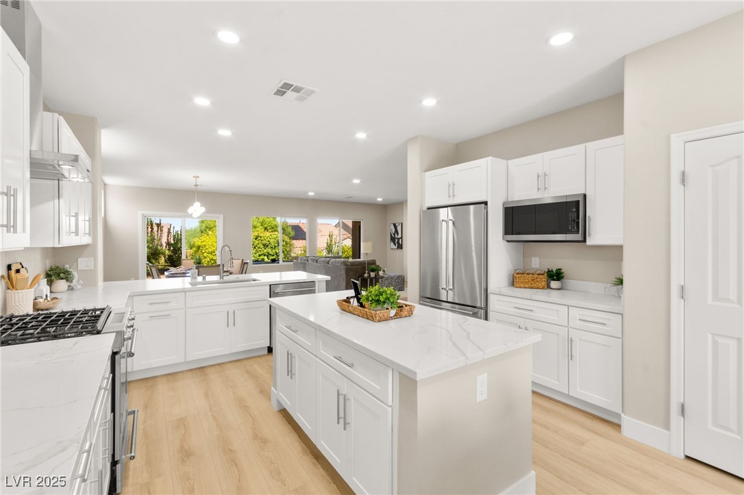 2219 Sawtooth Mountain Drive