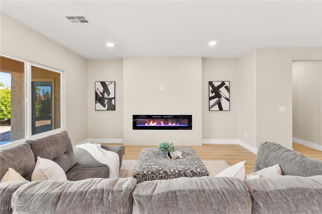 2219 Sawtooth Mountain Drive