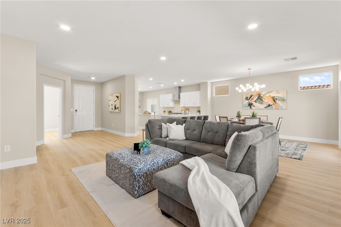 2219 Sawtooth Mountain Drive