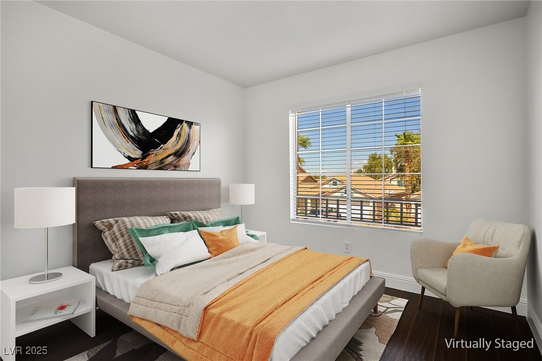2439 Avenida Flores