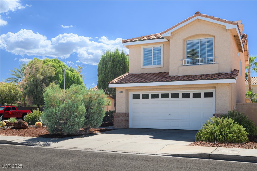 2439 Avenida Flores
