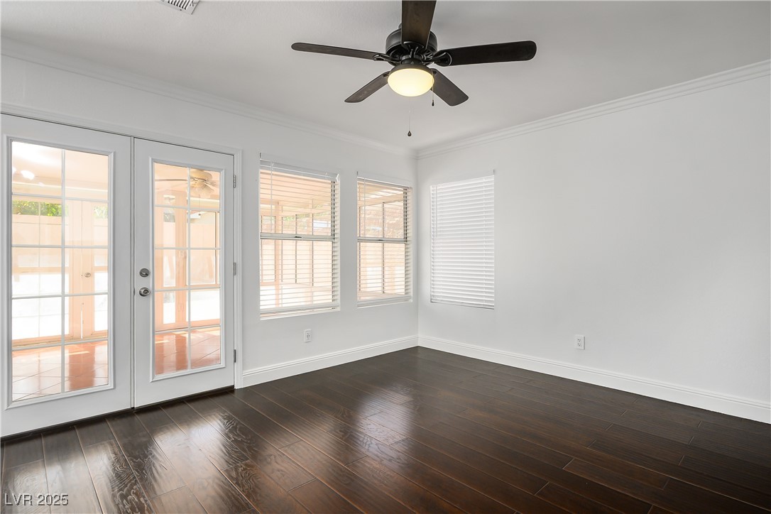 2439 Avenida Flores