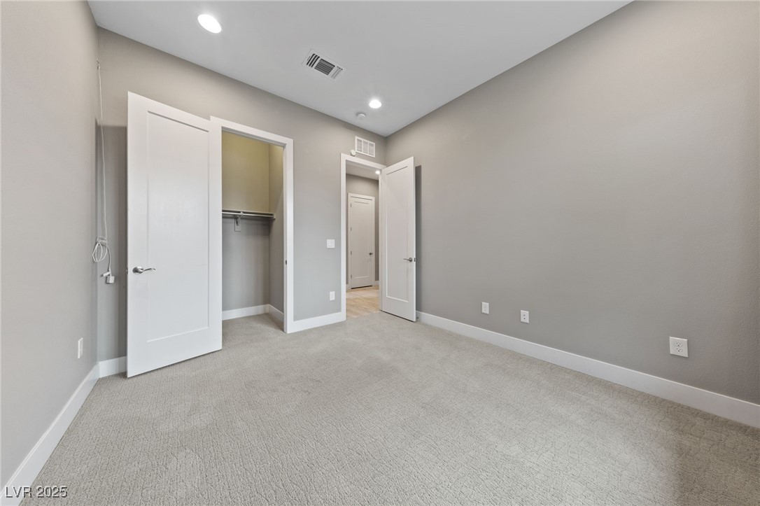 6033 Silvalde Lane