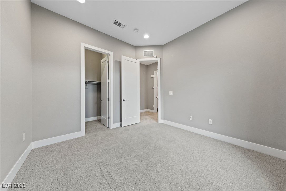 6033 Silvalde Lane
