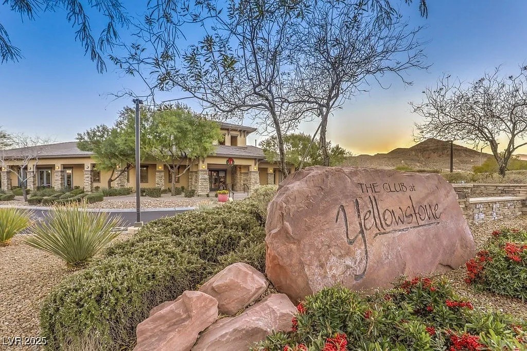 10330 Eve Springs Street