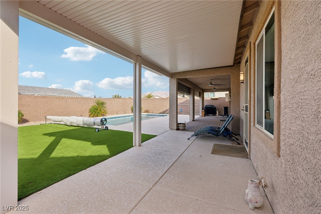 6635 Windy Palm Street