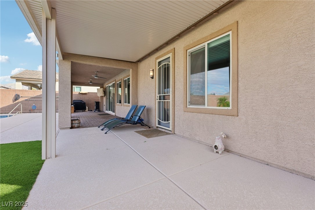 6635 Windy Palm Street