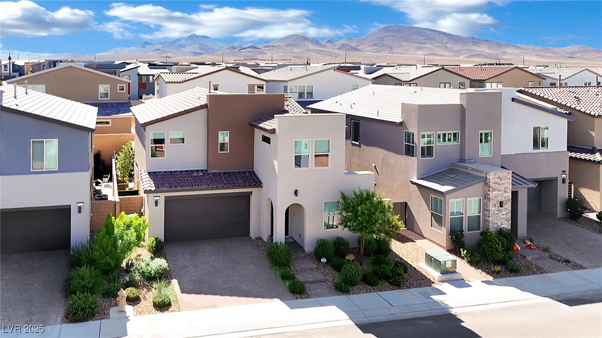 3251 Fountaintree Avenue