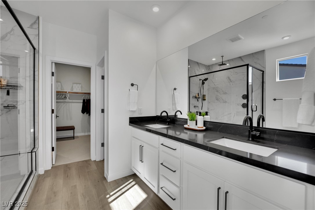 3251 Fountaintree Avenue