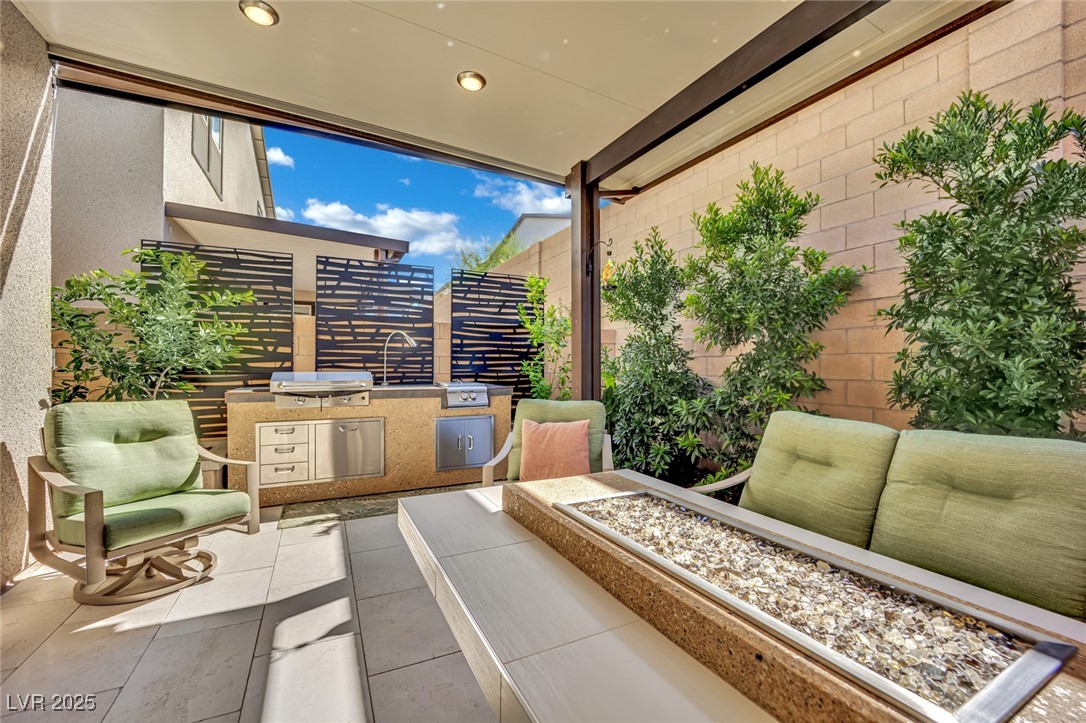 3251 Fountaintree Avenue