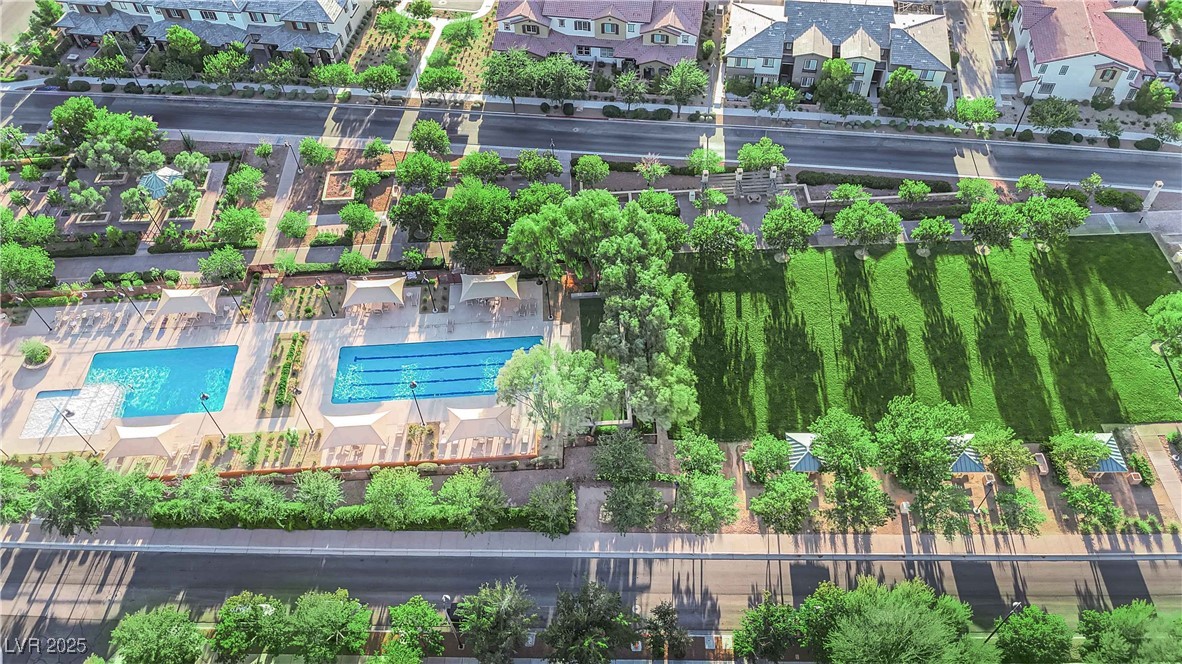 3251 Fountaintree Avenue