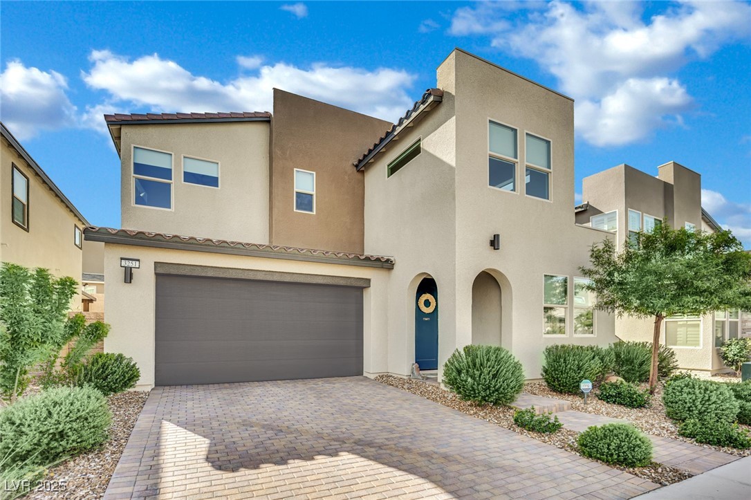 3251 Fountaintree Avenue