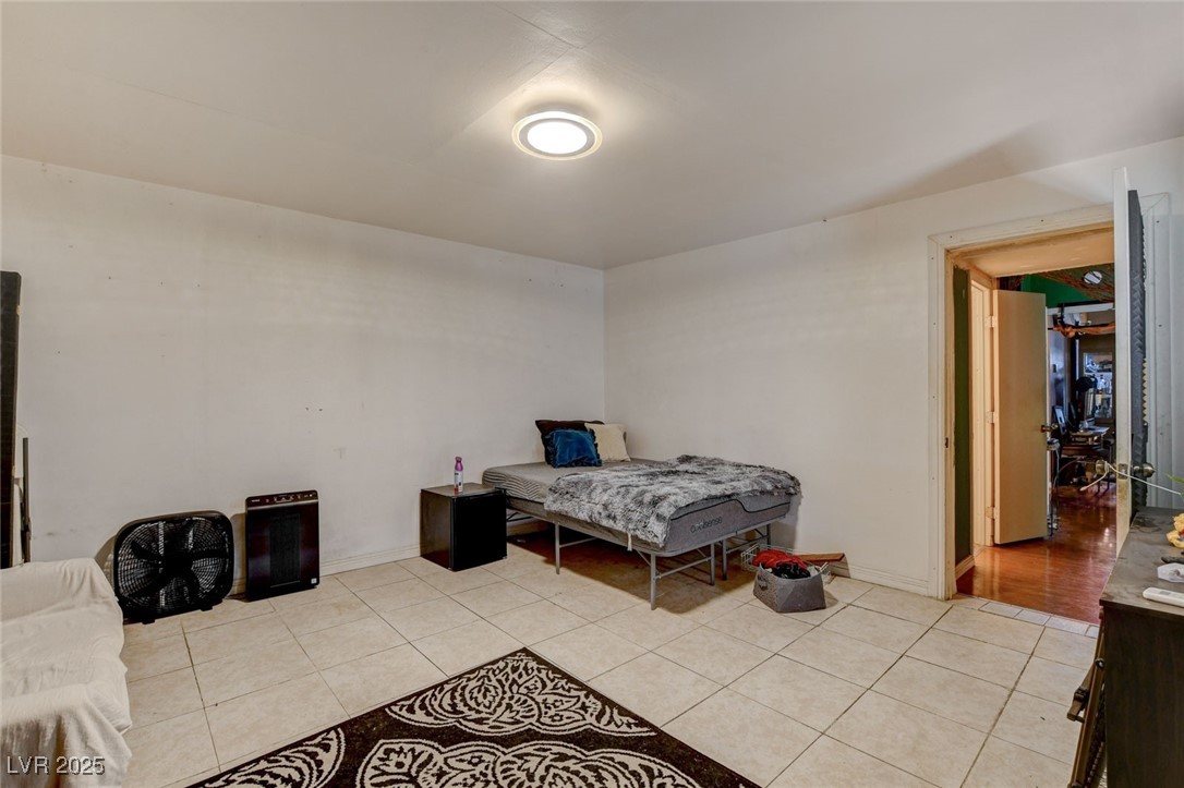 2302 El Molino Circle