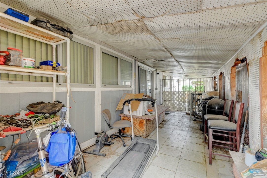 2302 El Molino Circle