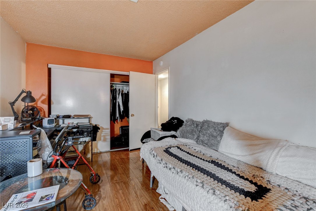 2302 El Molino Circle