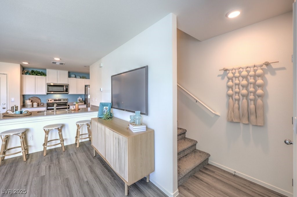 6141 Musas Garden Street 240