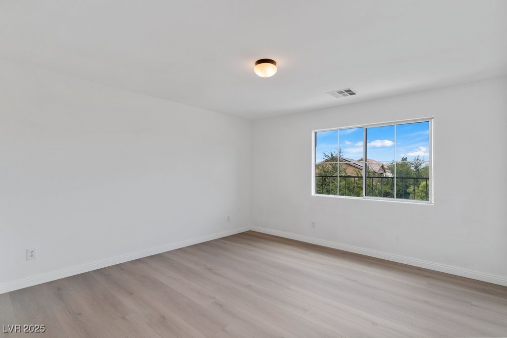 7251 Daily Double Avenue