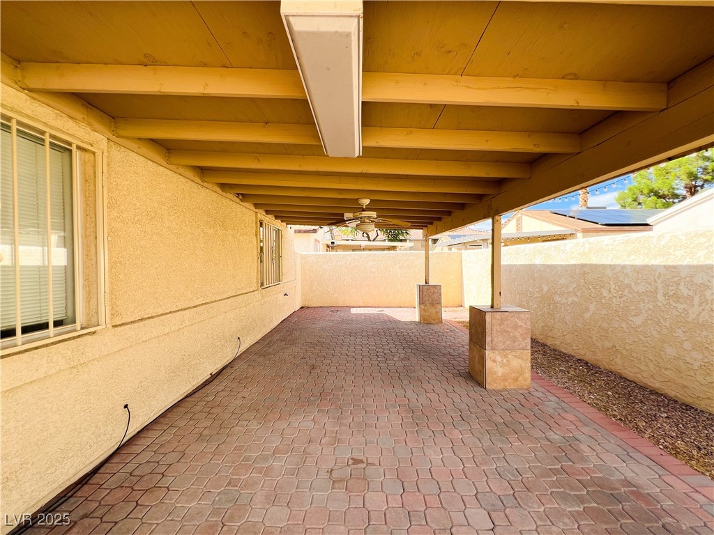 2128 Velvet Hill Avenue