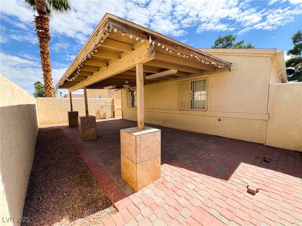 2128 Velvet Hill Avenue