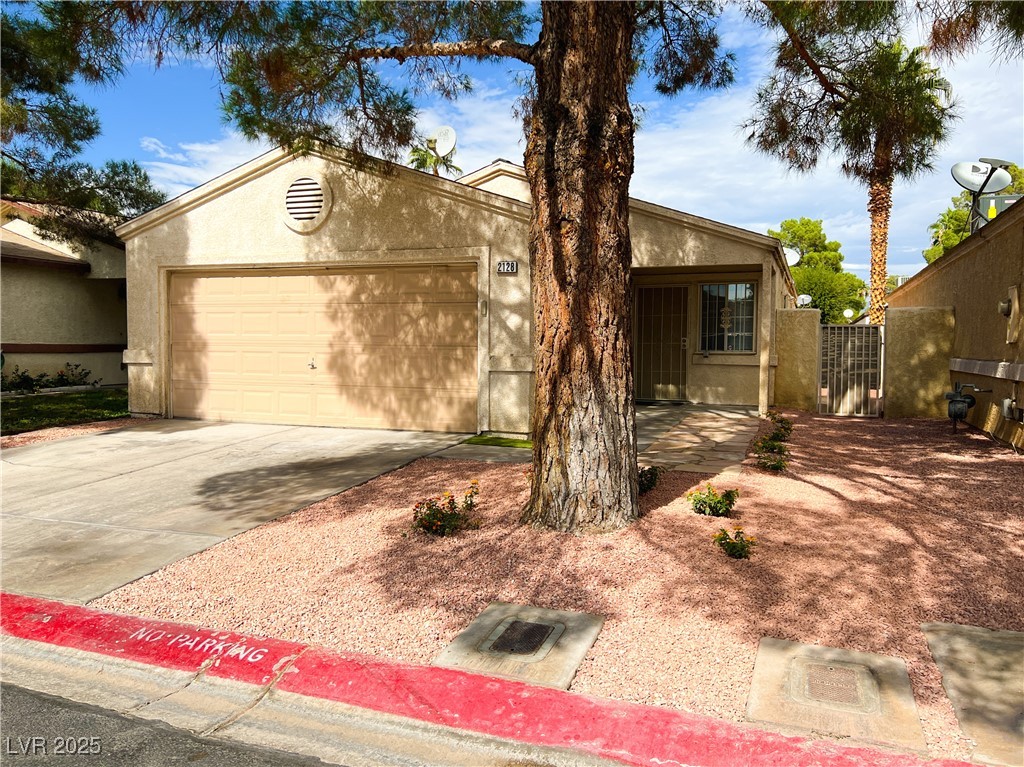 2128 Velvet Hill Avenue