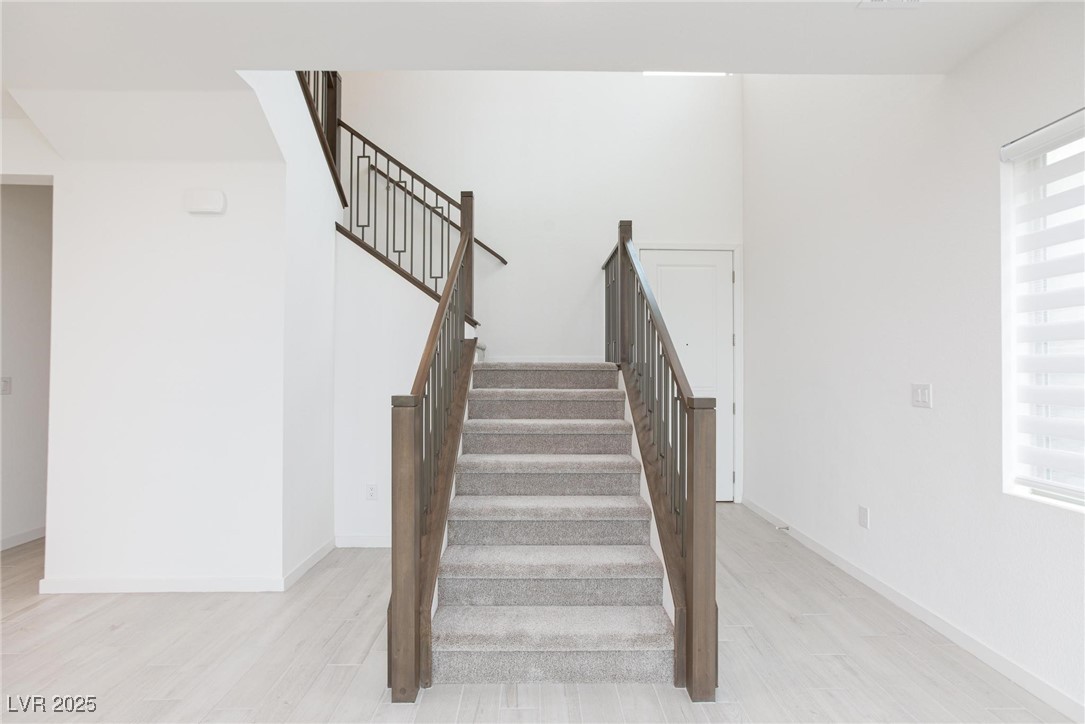 11683 Desert Hollow Avenue