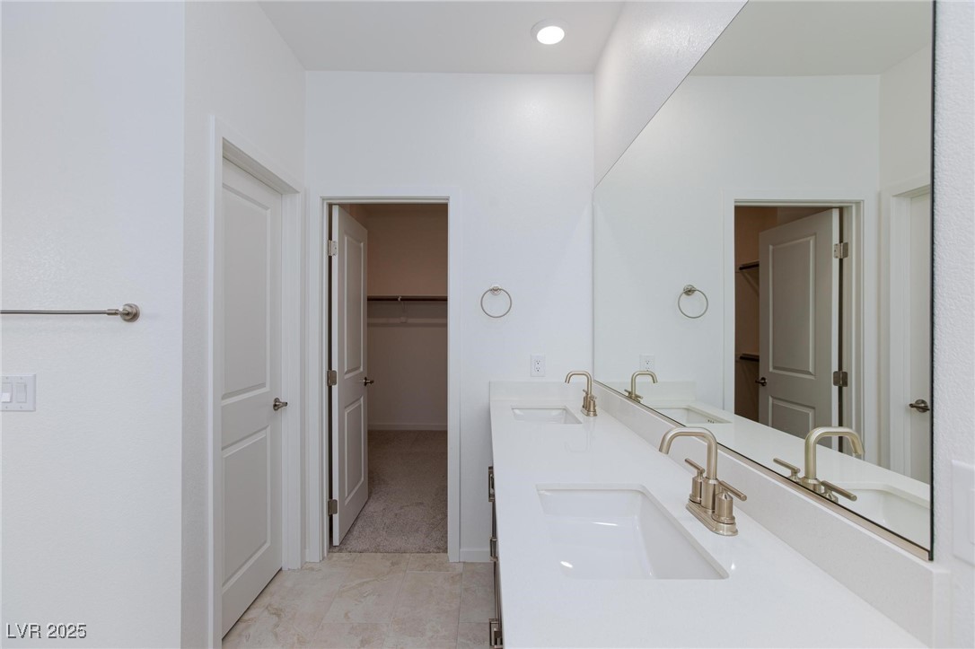 11683 Desert Hollow Avenue