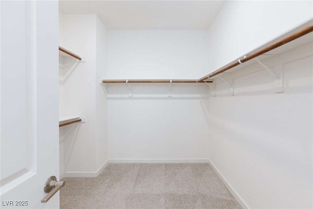 11683 Desert Hollow Avenue