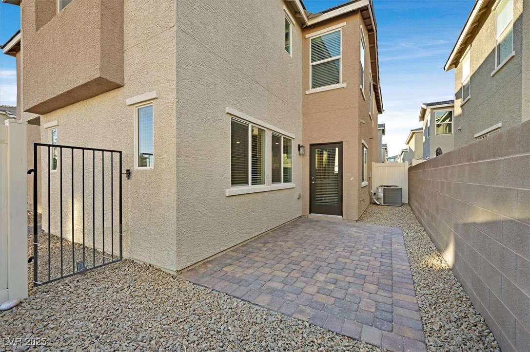 2698 Weathered Copper Avenue