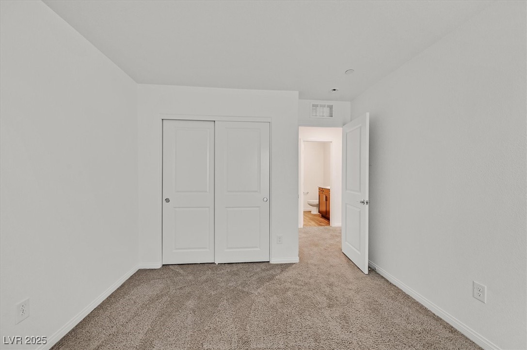 2698 Weathered Copper Avenue