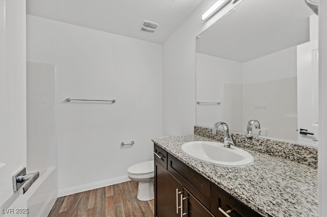 2698 Weathered Copper Avenue