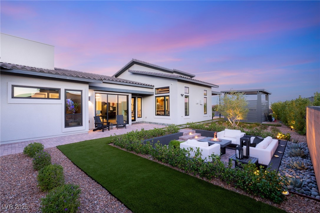 396 Cliff Terrace Avenue