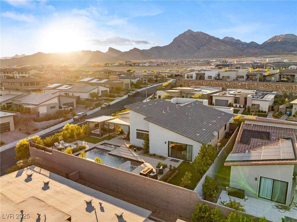 396 Cliff Terrace Avenue