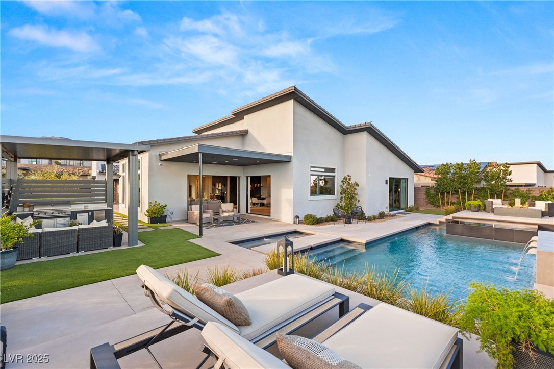 396 Cliff Terrace Avenue