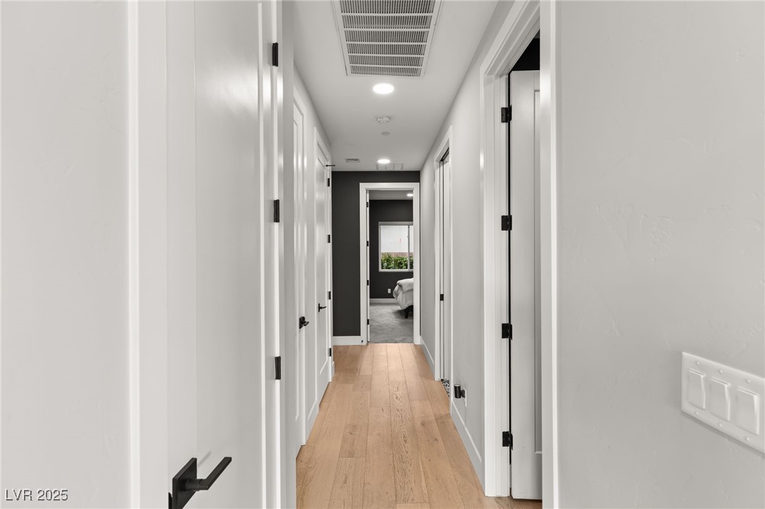 396 Cliff Terrace Avenue