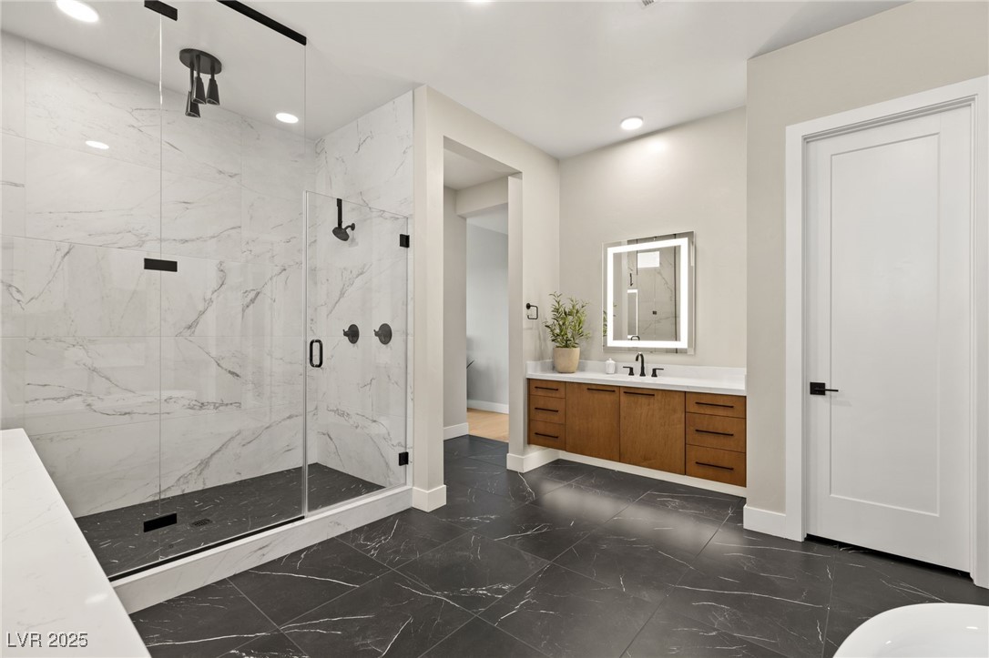 396 Cliff Terrace Avenue