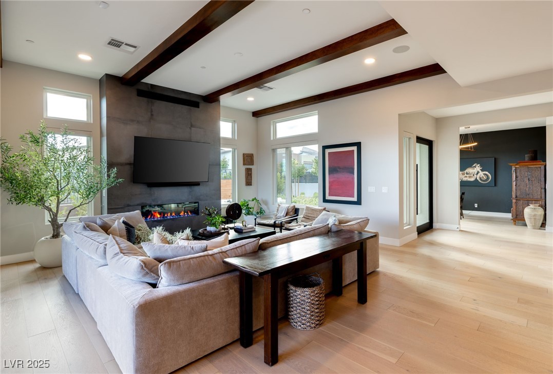 396 Cliff Terrace Avenue