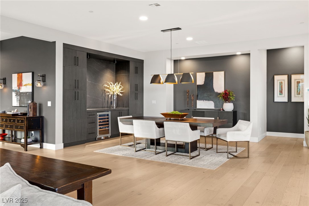 396 Cliff Terrace Avenue