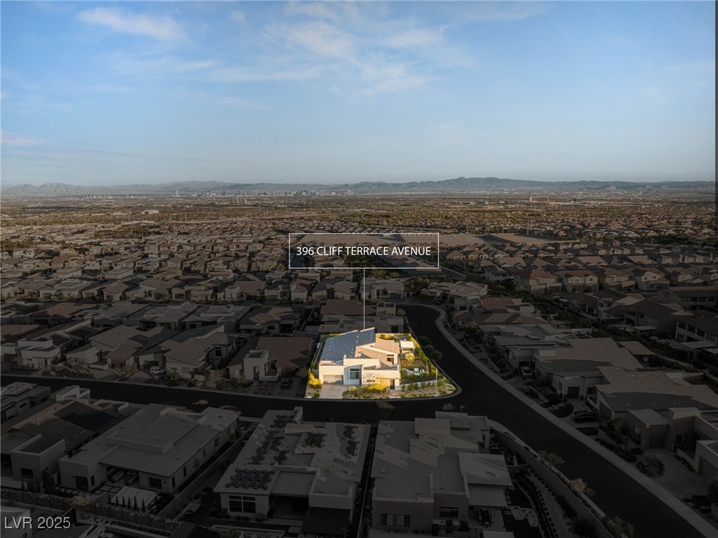 396 Cliff Terrace Avenue