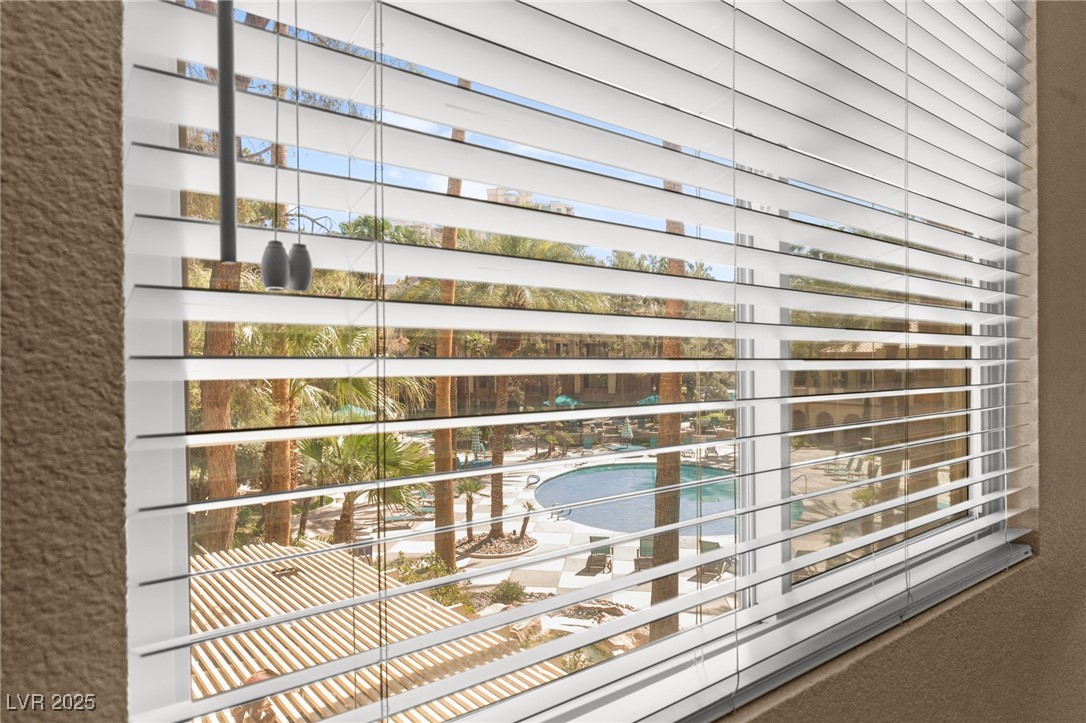 220 East Flamingo Road 111