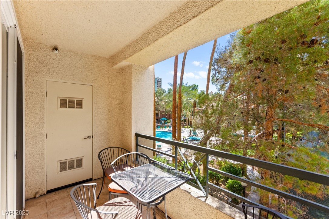 220 East Flamingo Road 111