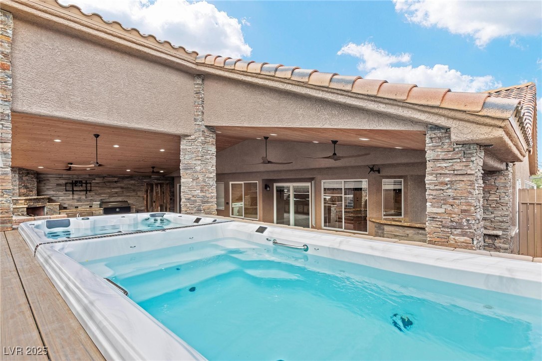 1023 Hyperion Drive