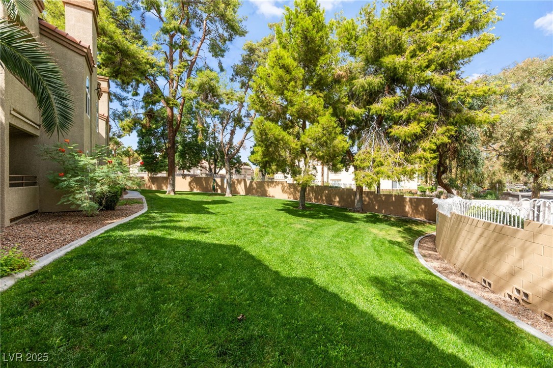 3145 East Flamingo Road 2122