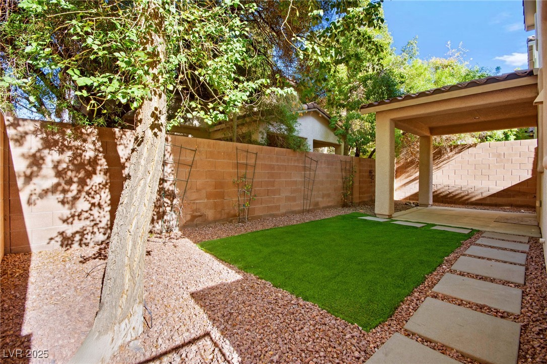 1628 Orange Daisy Place