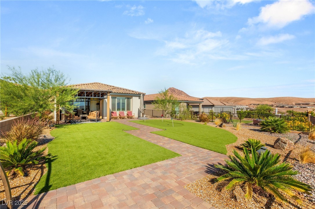 58 Lake Bluff Court
