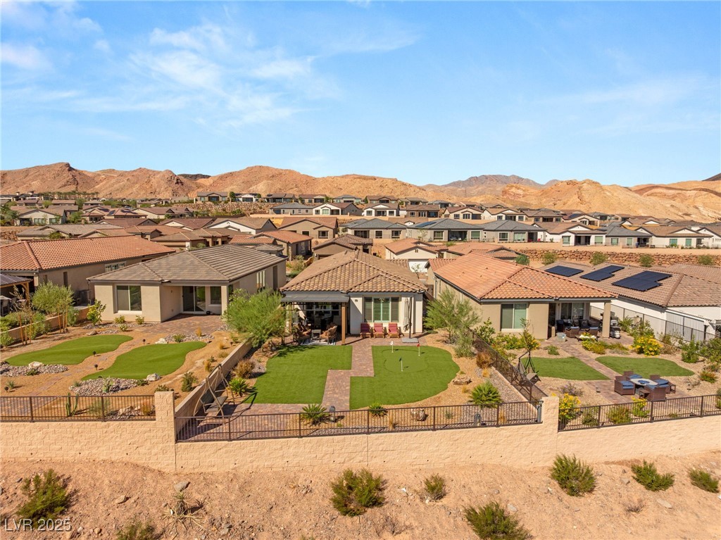 58 Lake Bluff Court