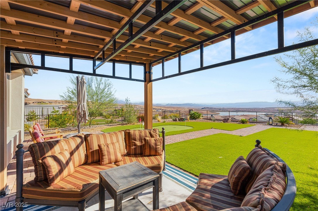 58 Lake Bluff Court